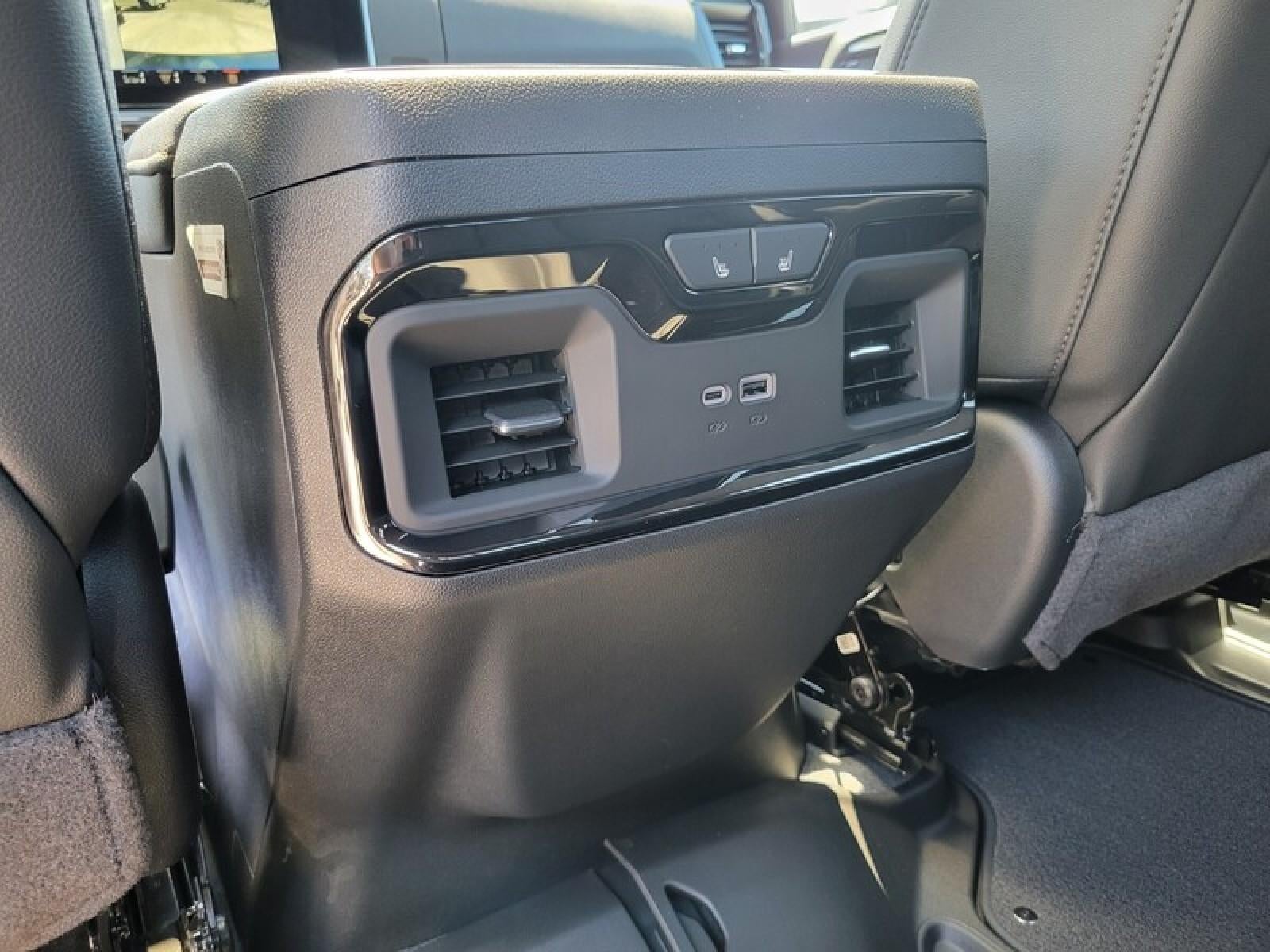 2026 GMC Sierra 2500 HD Crew Cab Standard Box 4-Wheel Drive AT4