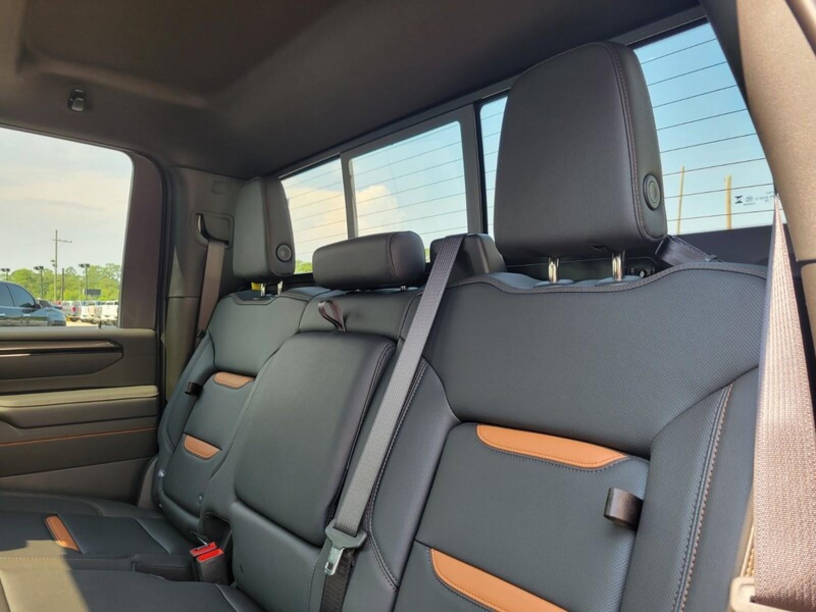 2026 GMC Sierra 2500 HD Crew Cab Standard Box 4-Wheel Drive AT4
