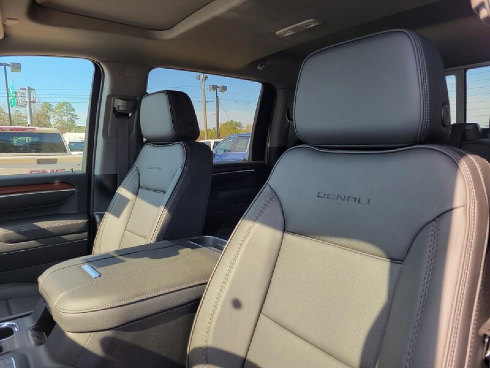 2026 GMC Sierra 2500 HD Crew Cab Standard Box 4-Wheel Drive Denali