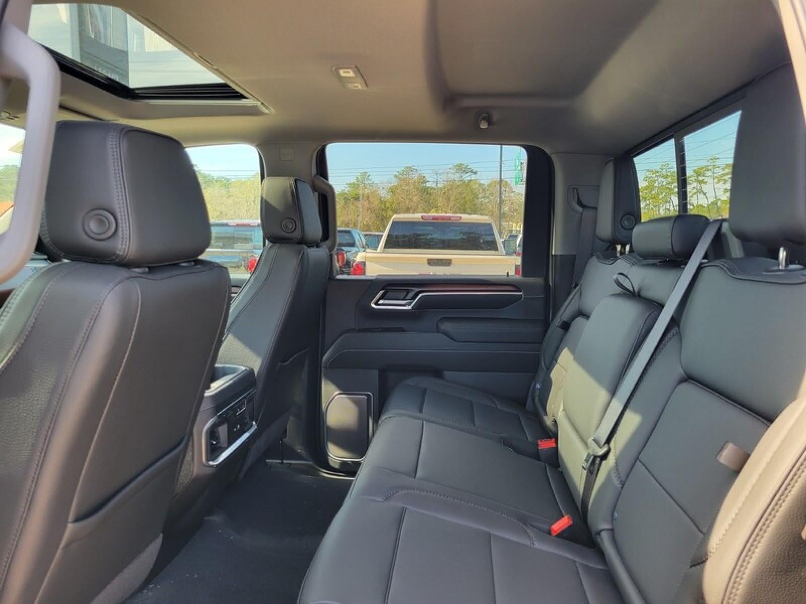 2026 GMC Sierra 2500 HD Crew Cab Standard Box 4-Wheel Drive Denali