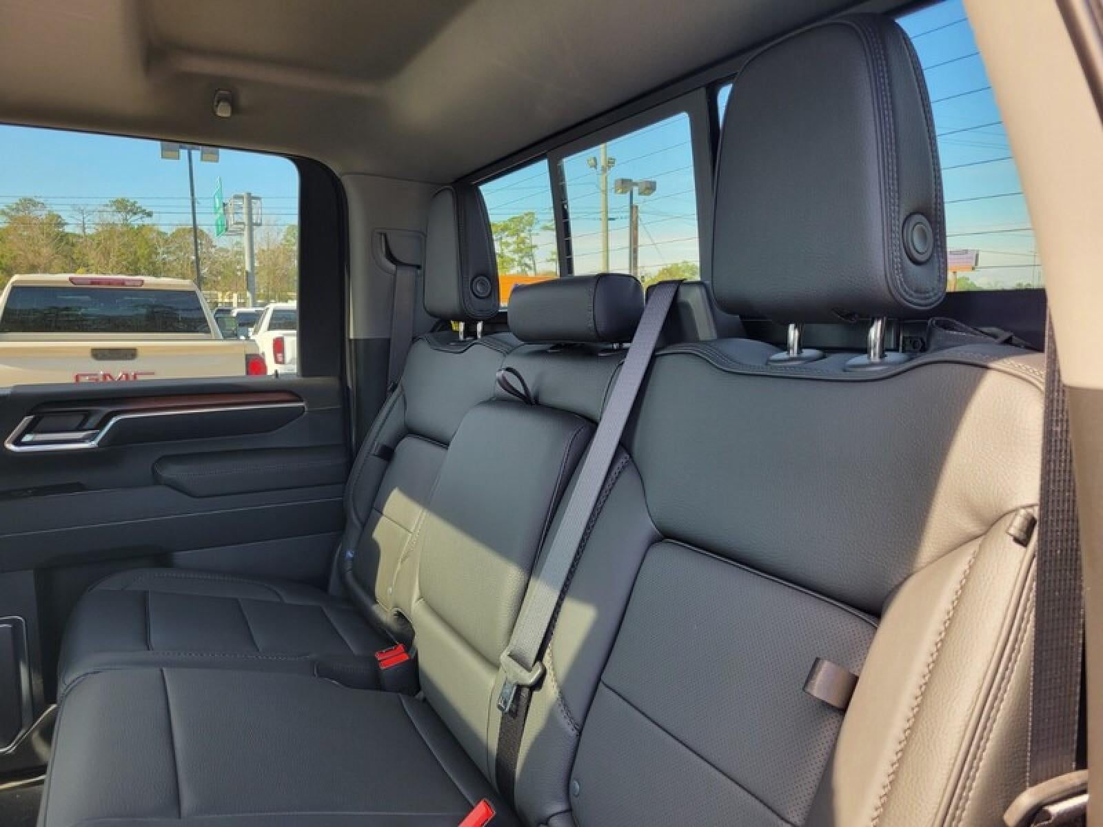 2026 GMC Sierra 2500 HD Crew Cab Standard Box 4-Wheel Drive Denali