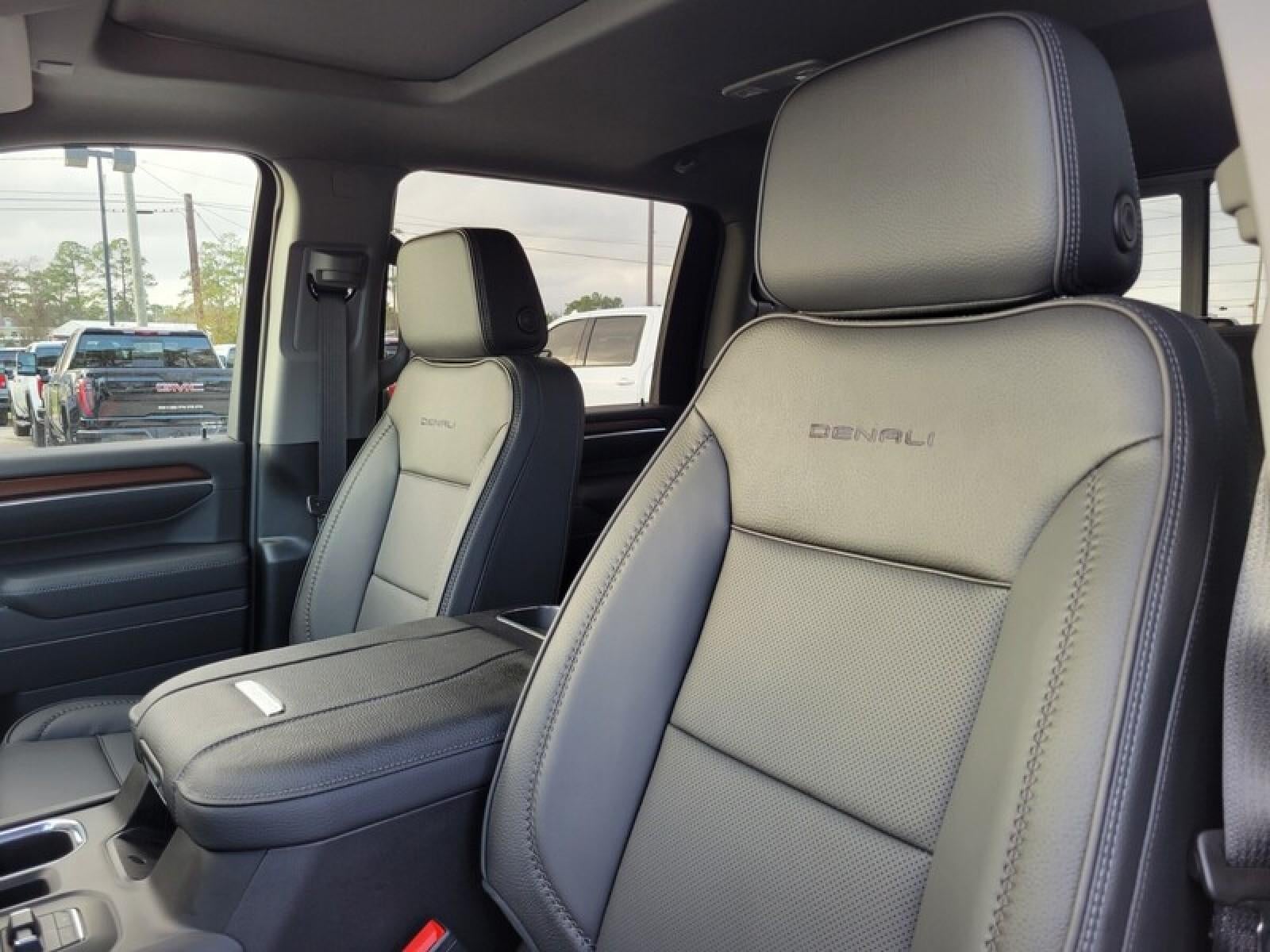 2026 GMC Sierra 2500 HD Crew Cab Standard Box 4-Wheel Drive Denali