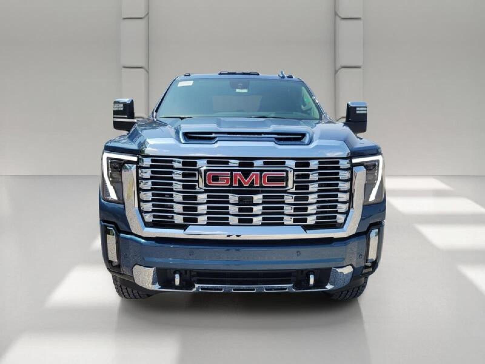 2026 GMC Sierra 2500 HD Crew Cab Standard Box 4-Wheel Drive Denali