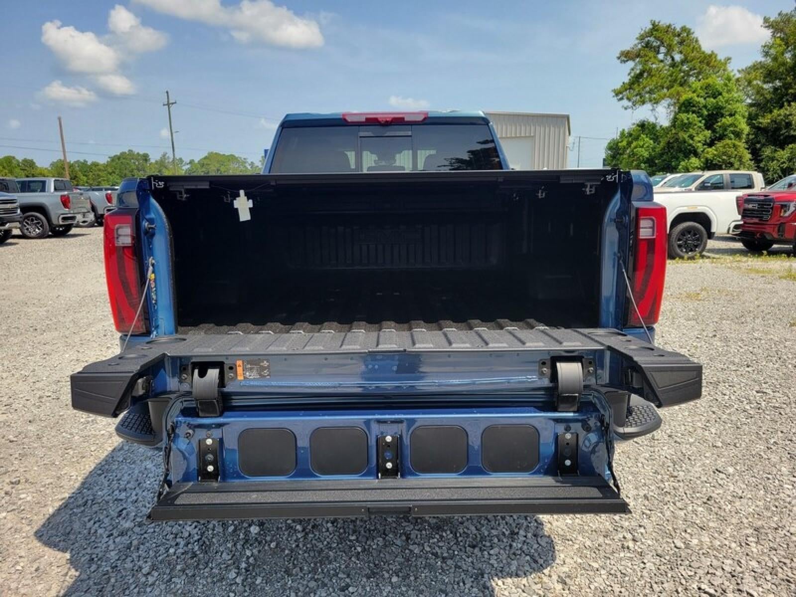 2026 GMC Sierra 2500 HD Crew Cab Standard Box 4-Wheel Drive Denali