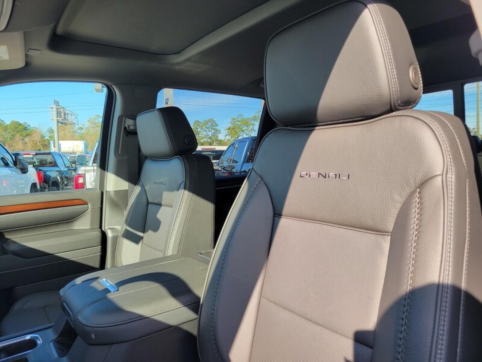 2026 GMC Sierra 2500 HD Crew Cab Standard Box 4-Wheel Drive Denali