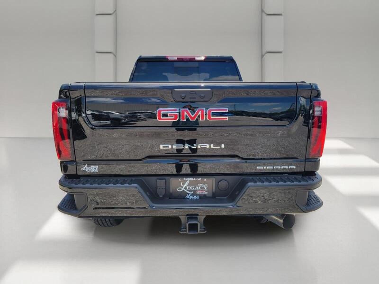 2026 GMC Sierra 2500 HD Crew Cab Standard Box 4-Wheel Drive Denali