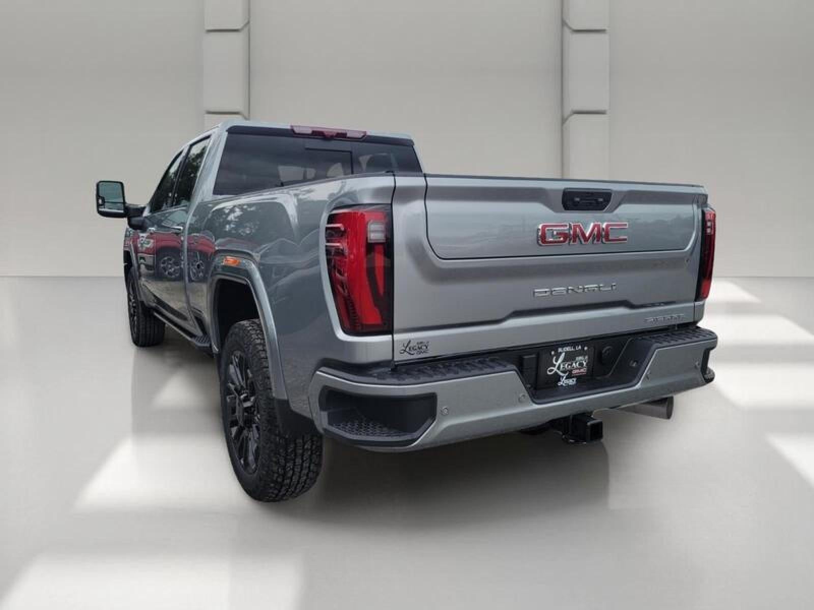 2026 GMC Sierra 2500 HD Crew Cab Standard Box 4-Wheel Drive Denali
