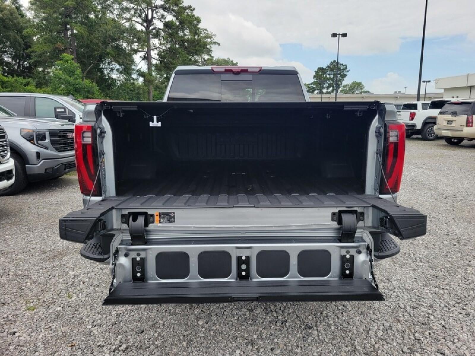 2026 GMC Sierra 2500 HD Crew Cab Standard Box 4-Wheel Drive Denali