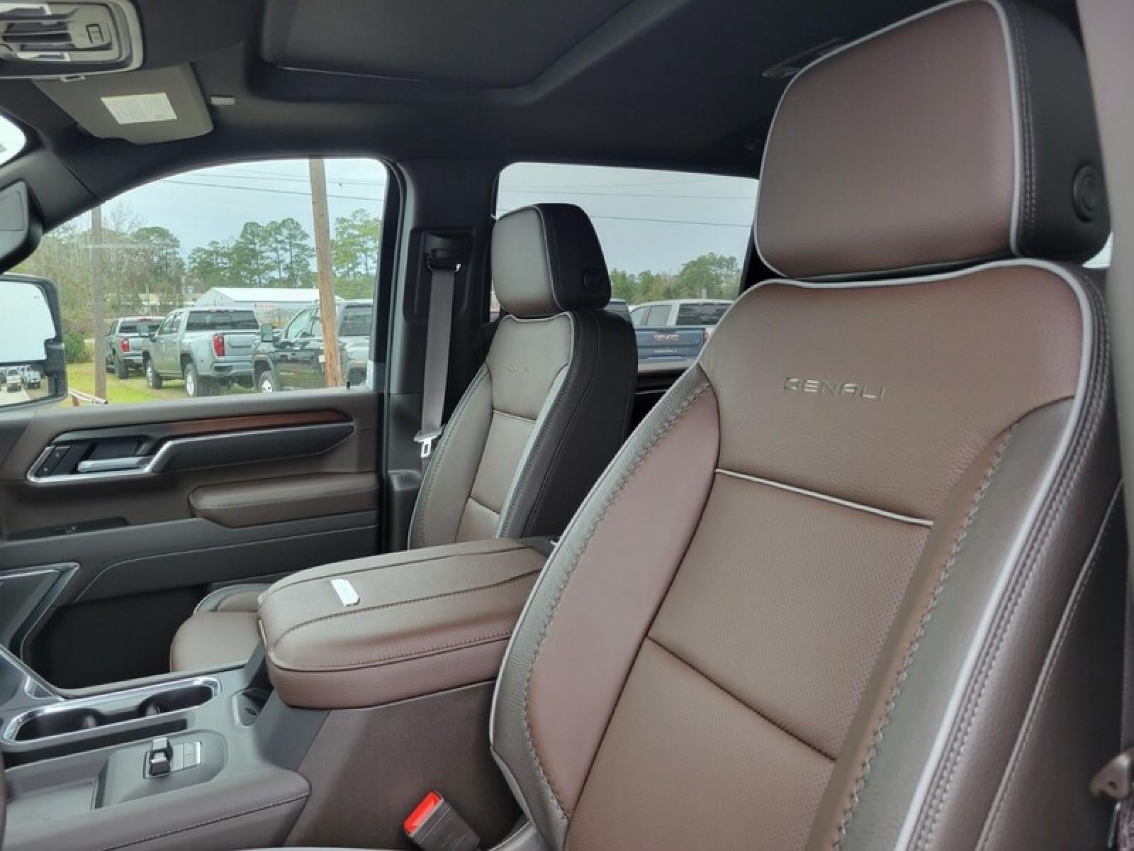 2026 GMC Sierra 2500 HD Crew Cab Standard Box 4-Wheel Drive Denali