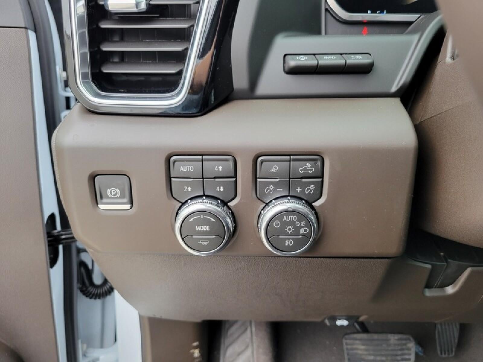 2026 GMC Sierra 2500 HD Crew Cab Standard Box 4-Wheel Drive Denali