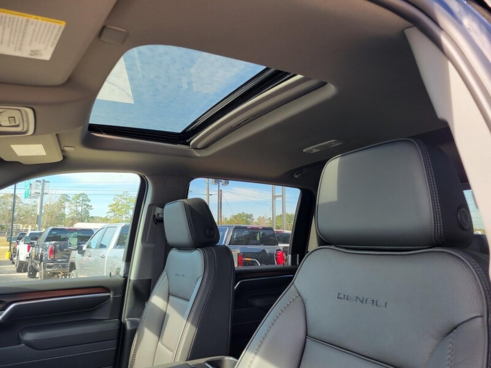 2026 GMC Sierra 2500 HD Crew Cab Standard Box 4-Wheel Drive Denali