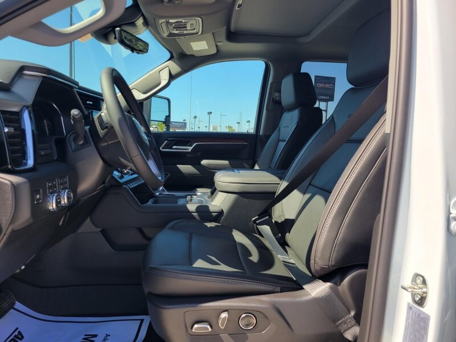 2026 GMC Sierra 2500 HD Crew Cab Standard Box 4-Wheel Drive Denali