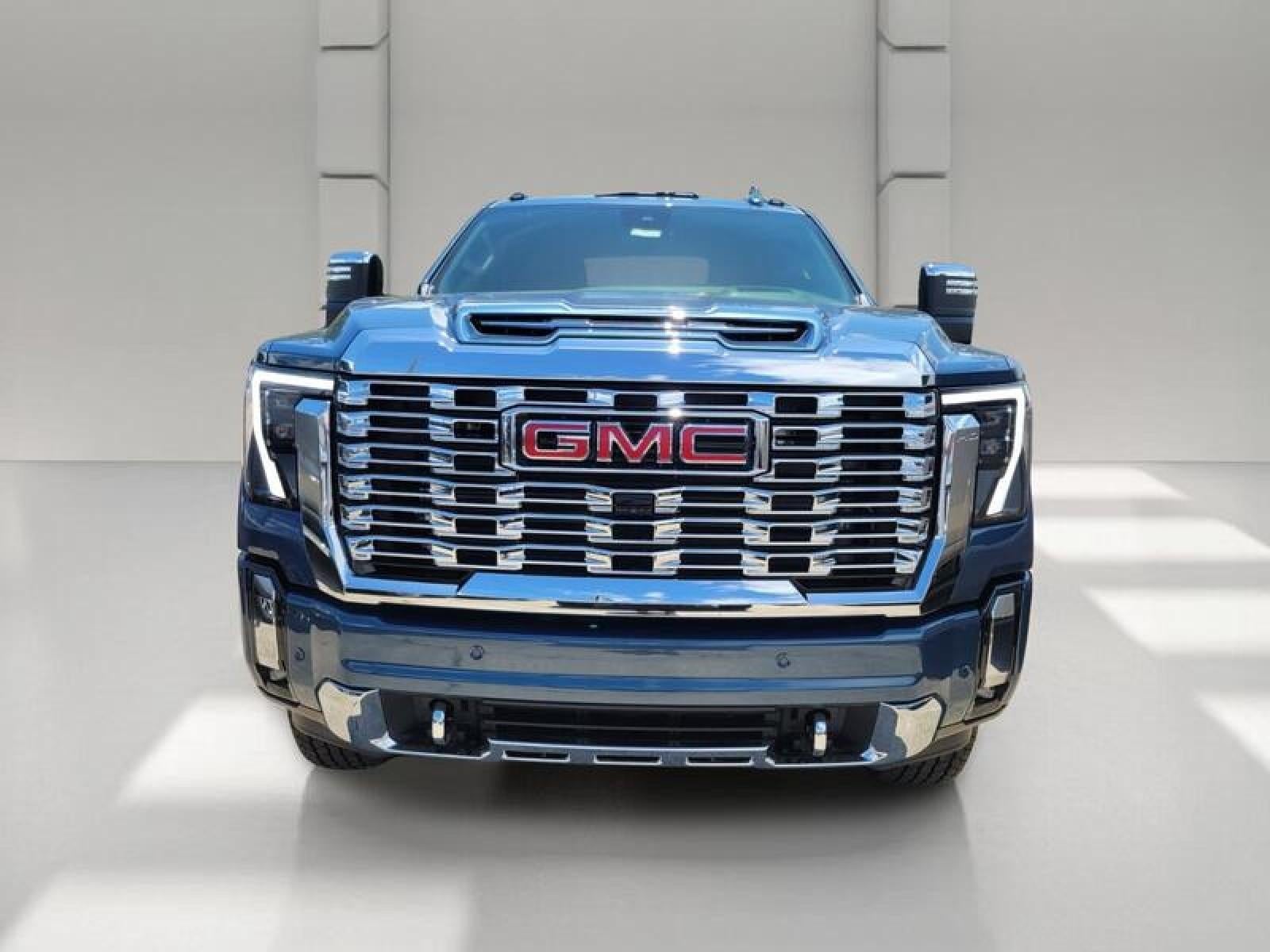 2026 GMC Sierra 2500 HD Crew Cab Standard Box 4-Wheel Drive Denali
