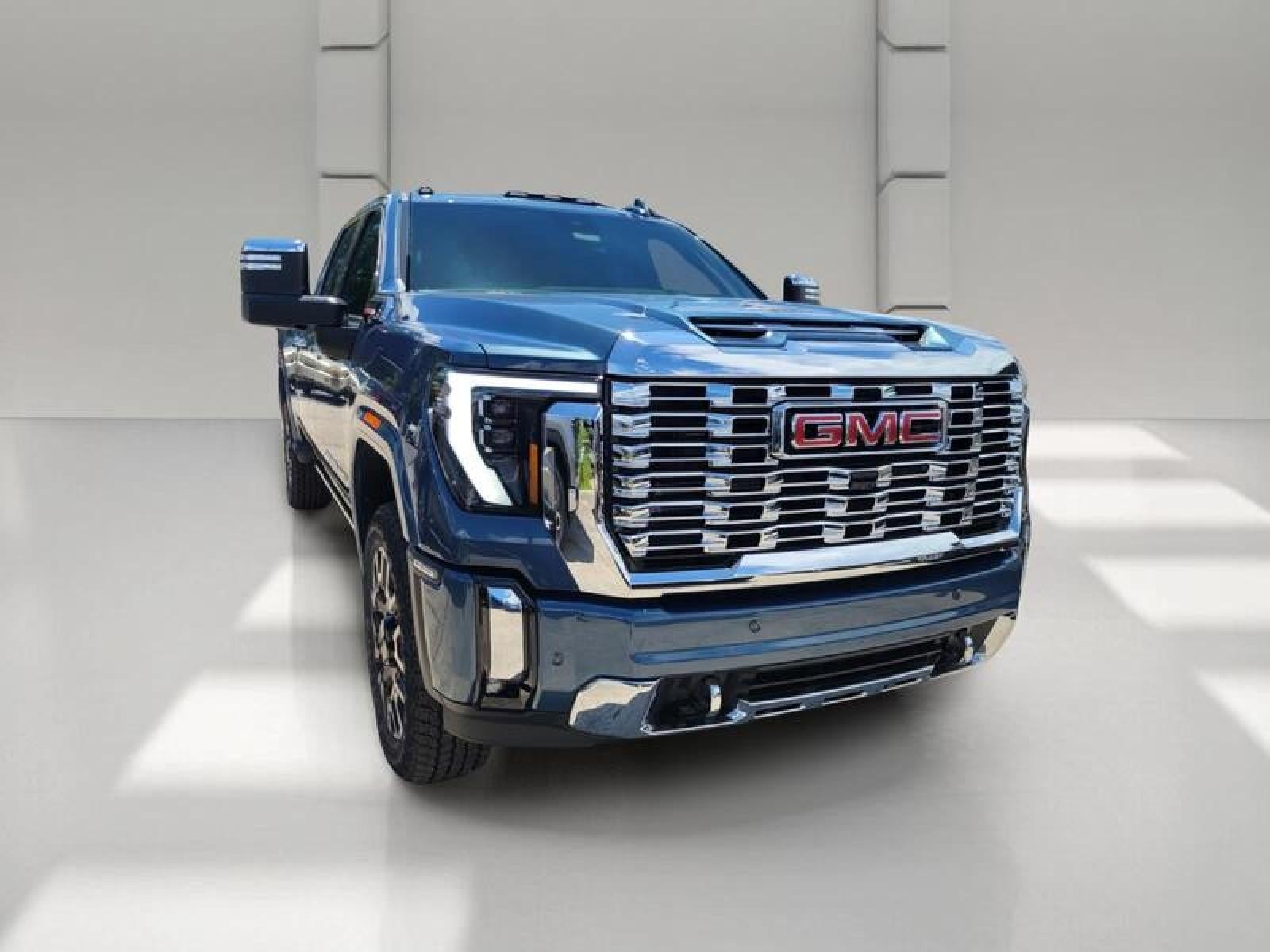 2026 GMC Sierra 2500 HD Crew Cab Standard Box 4-Wheel Drive Denali