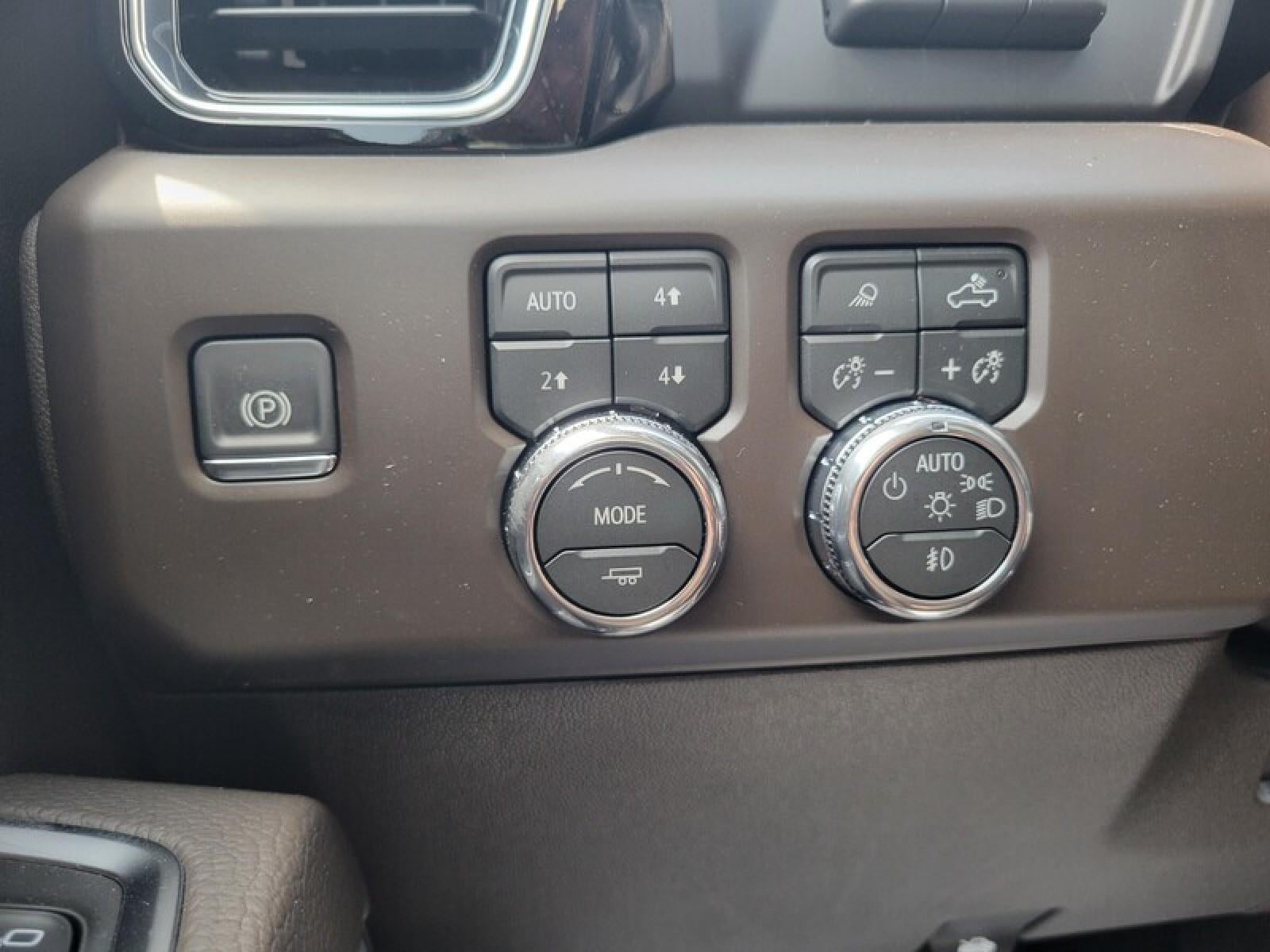 2026 GMC Sierra 2500 HD Crew Cab Standard Box 4-Wheel Drive Denali