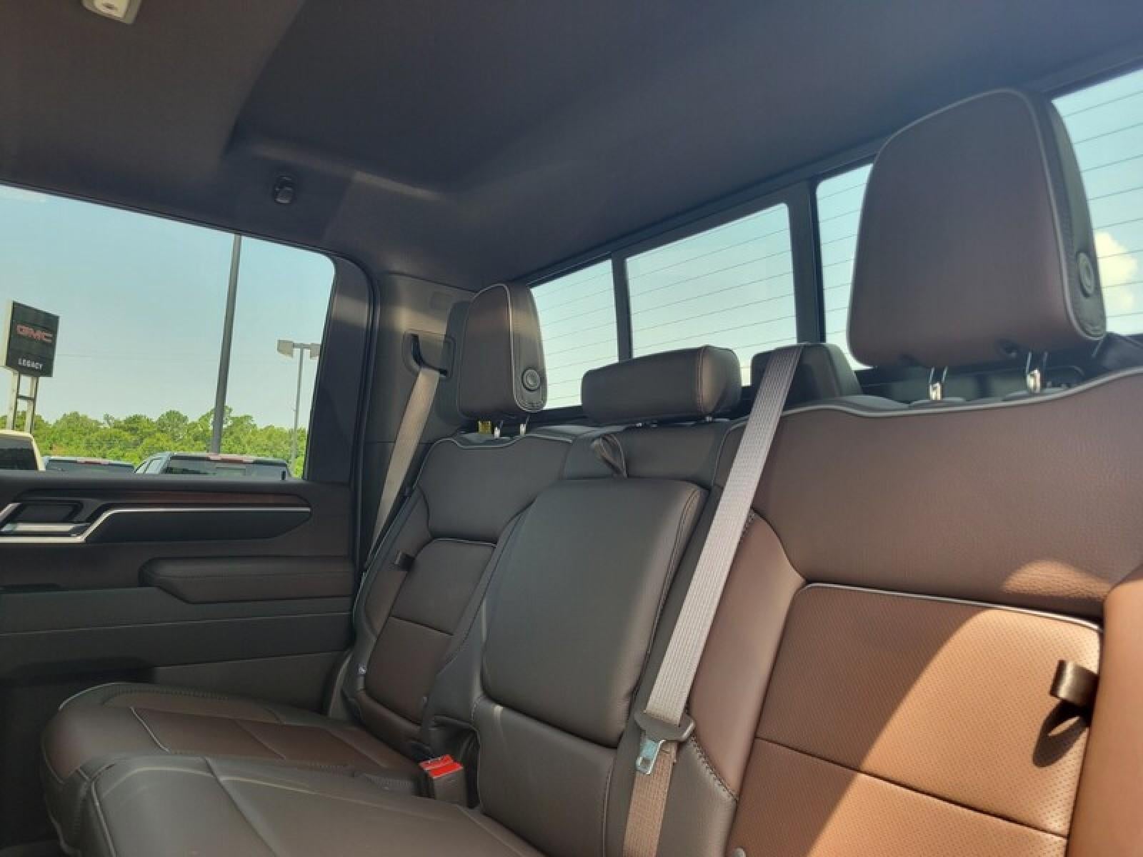 2026 GMC Sierra 2500 HD Crew Cab Standard Box 4-Wheel Drive Denali