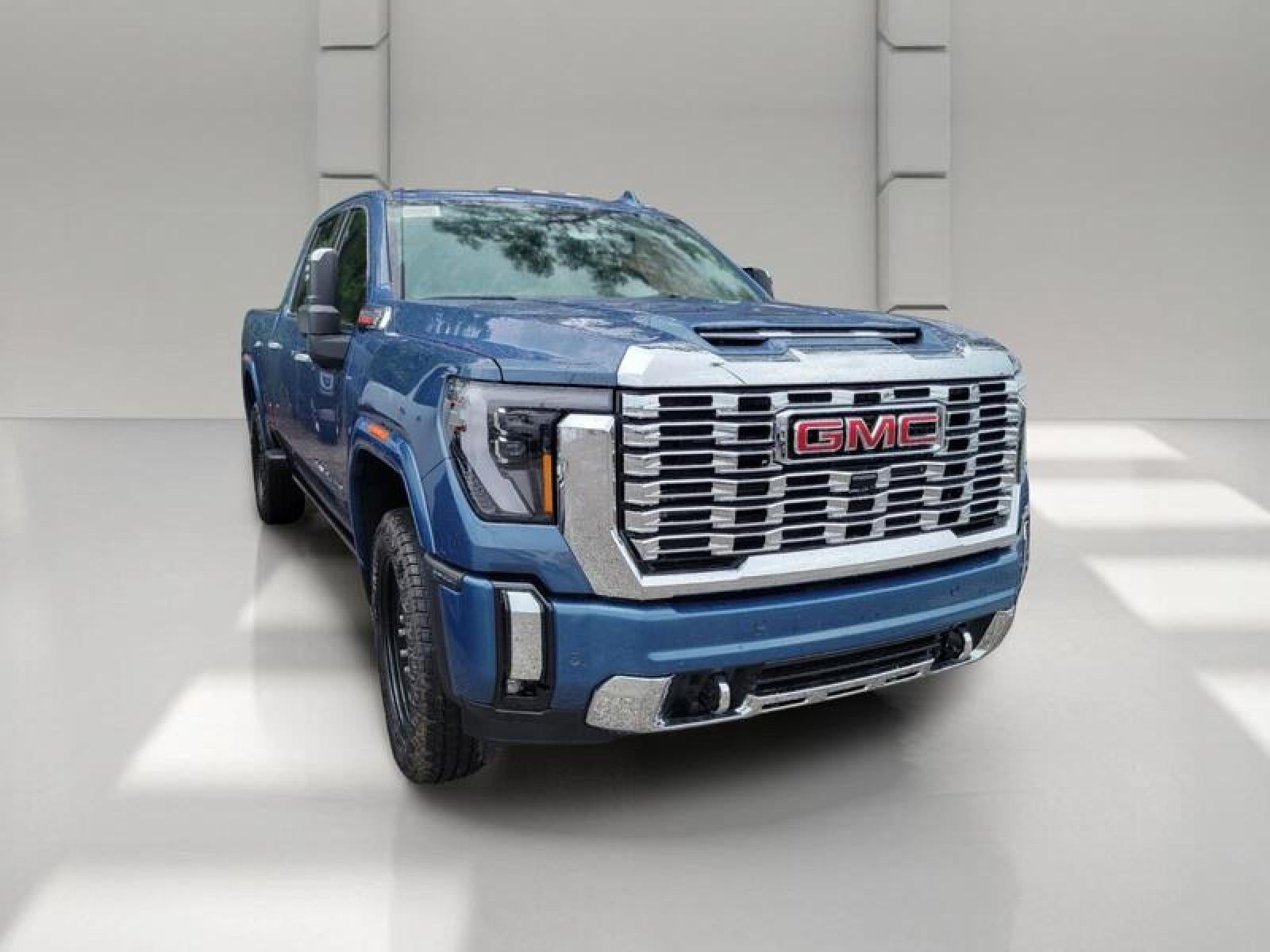 2026 GMC Sierra 2500 HD Crew Cab Standard Box 4-Wheel Drive Denali