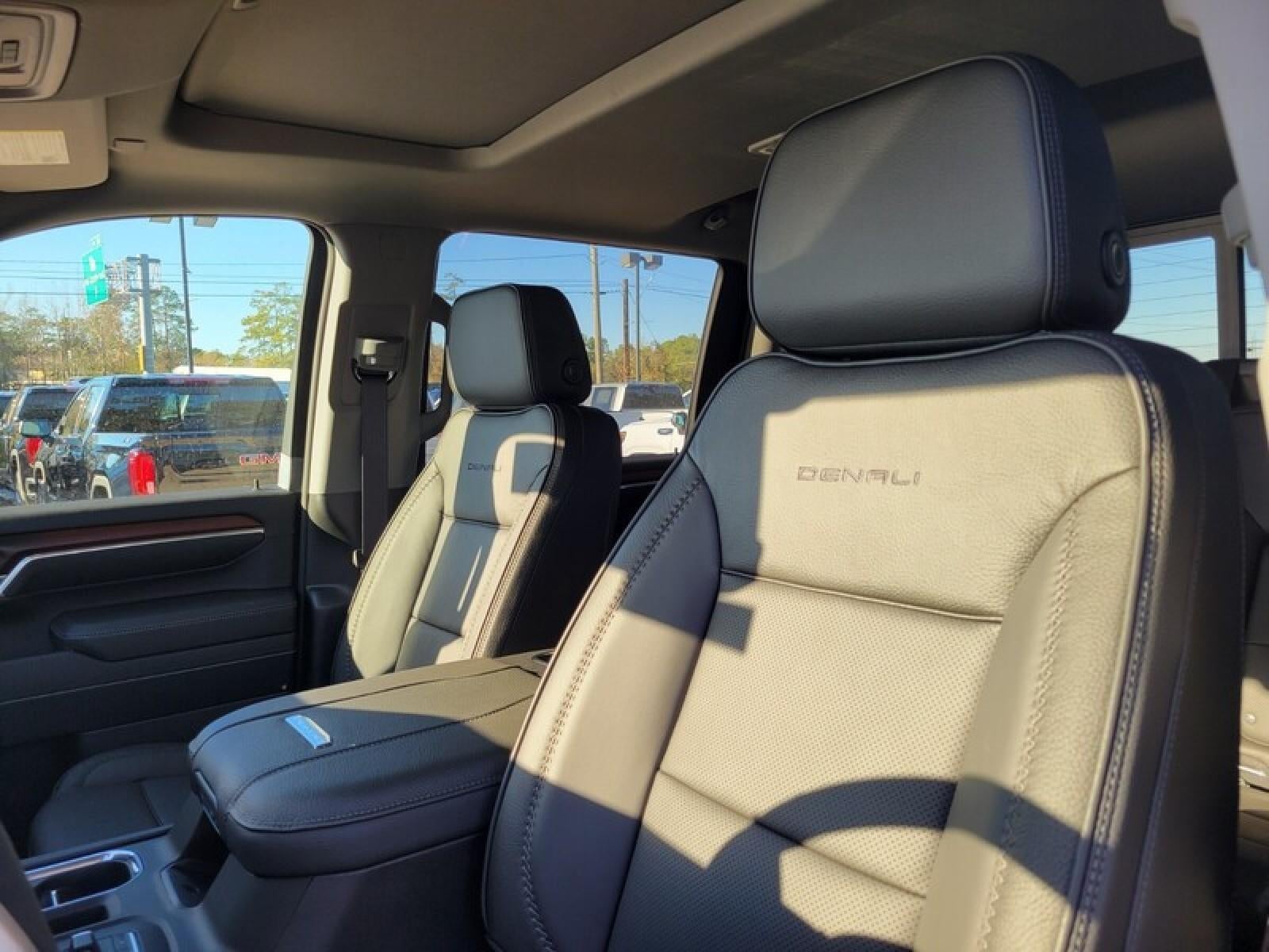 2026 GMC Sierra 2500 HD Crew Cab Standard Box 4-Wheel Drive Denali