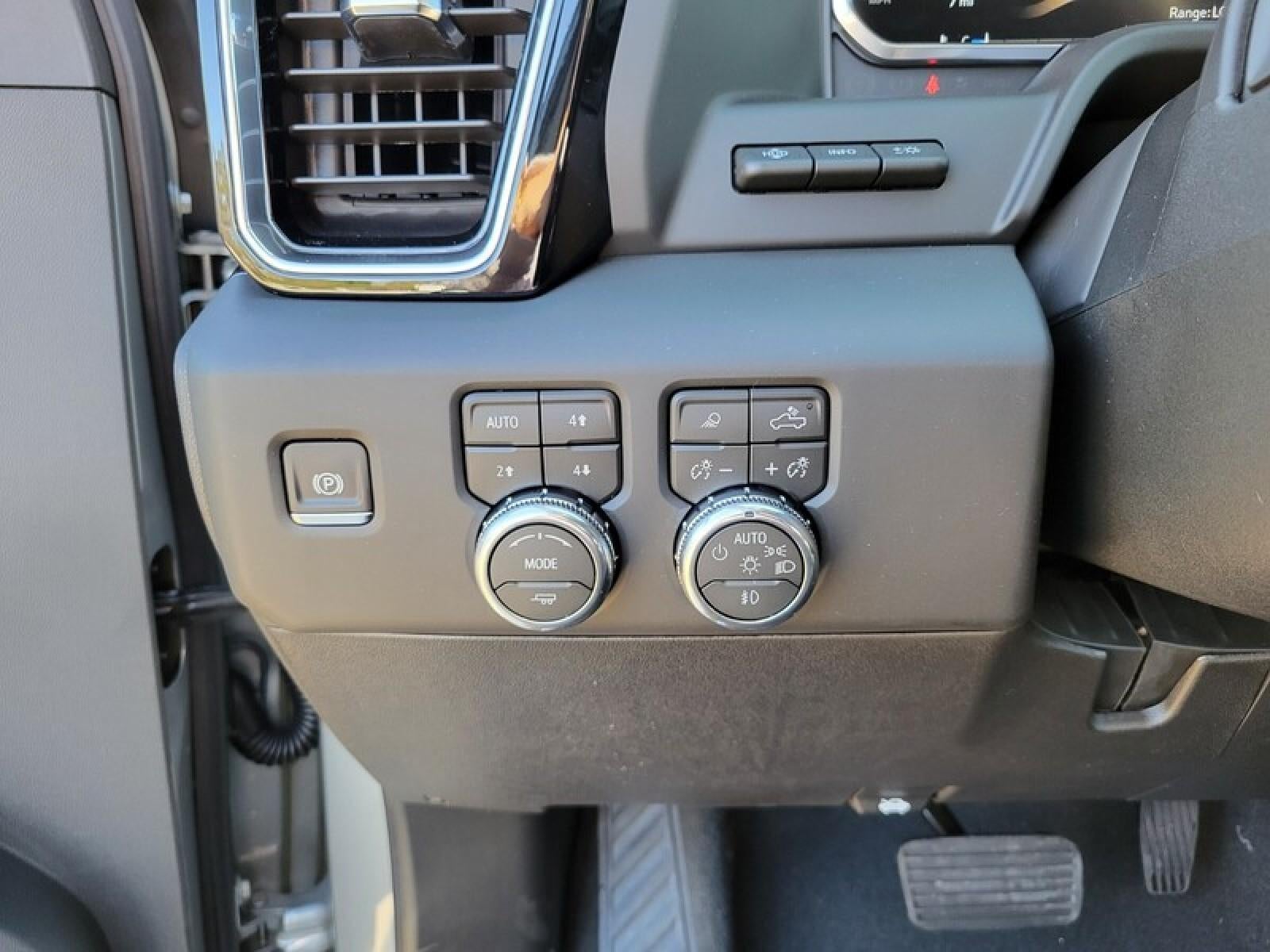 2026 GMC Sierra 2500 HD Crew Cab Standard Box 4-Wheel Drive Denali