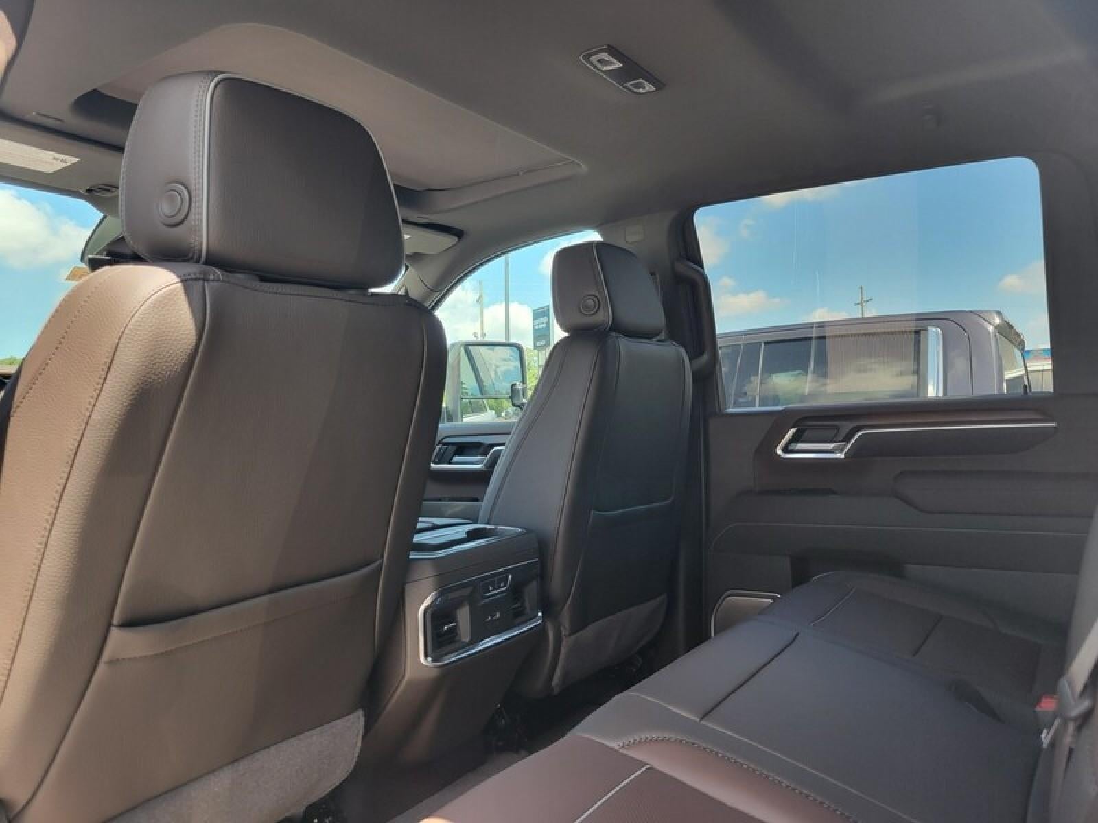 2026 GMC Sierra 2500 HD Crew Cab Standard Box 4-Wheel Drive Denali