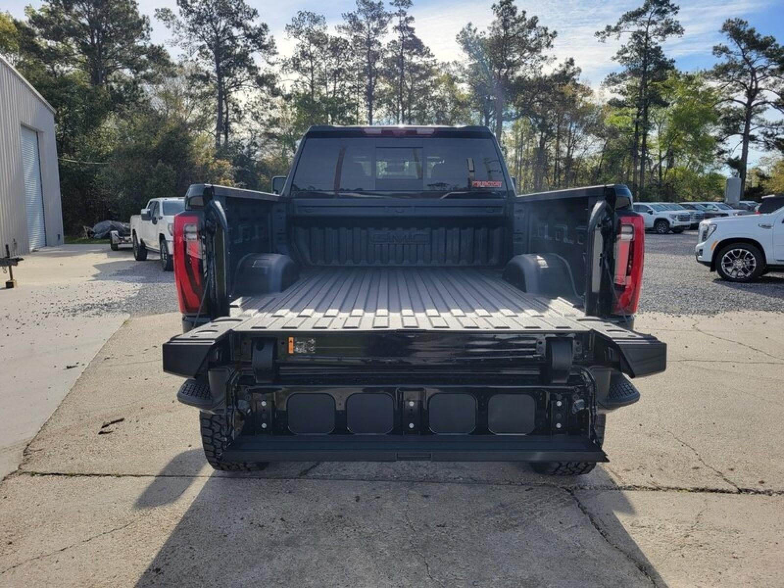 2026 GMC Sierra 2500 HD Crew Cab Standard Box 4-Wheel Drive Denali