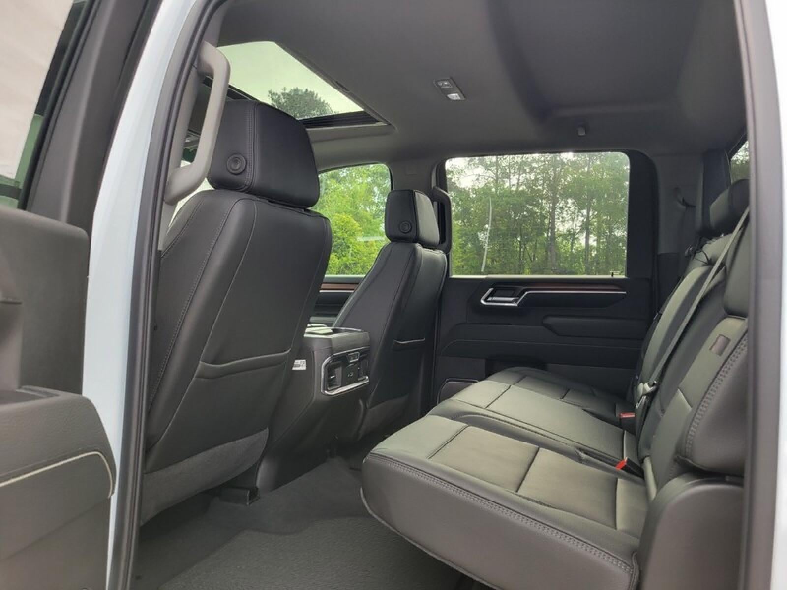 2026 GMC Sierra 2500 HD Crew Cab Standard Box 4-Wheel Drive Denali