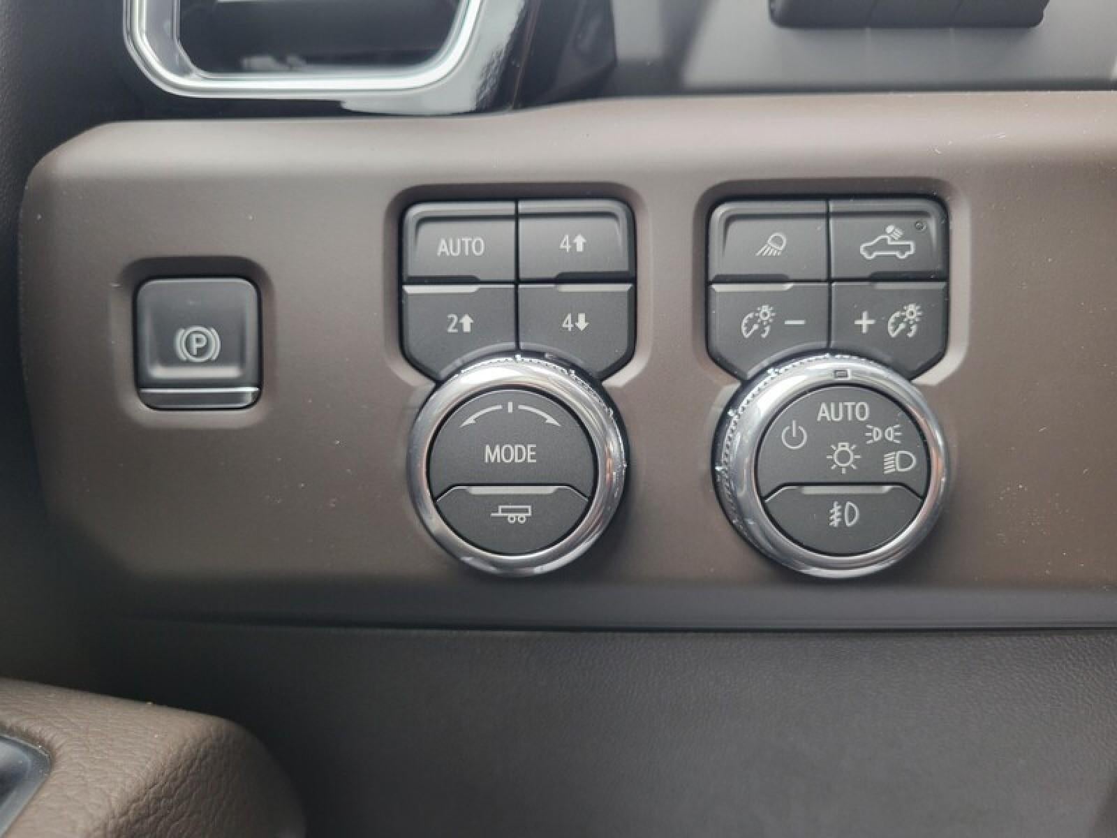 2026 GMC Sierra 2500 HD Crew Cab Standard Box 4-Wheel Drive Denali