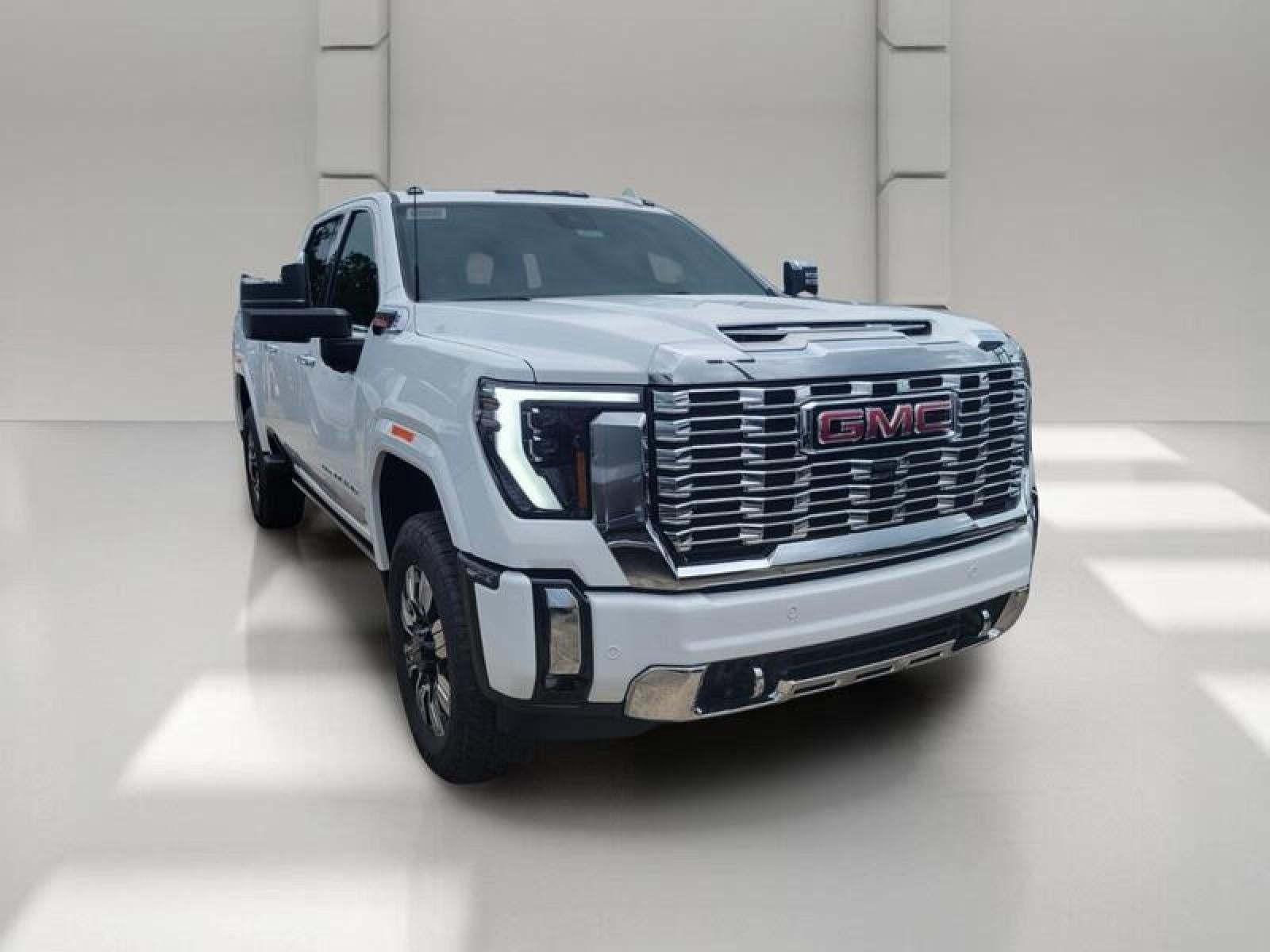 2026 GMC Sierra 2500 HD Crew Cab Standard Box 4-Wheel Drive Denali