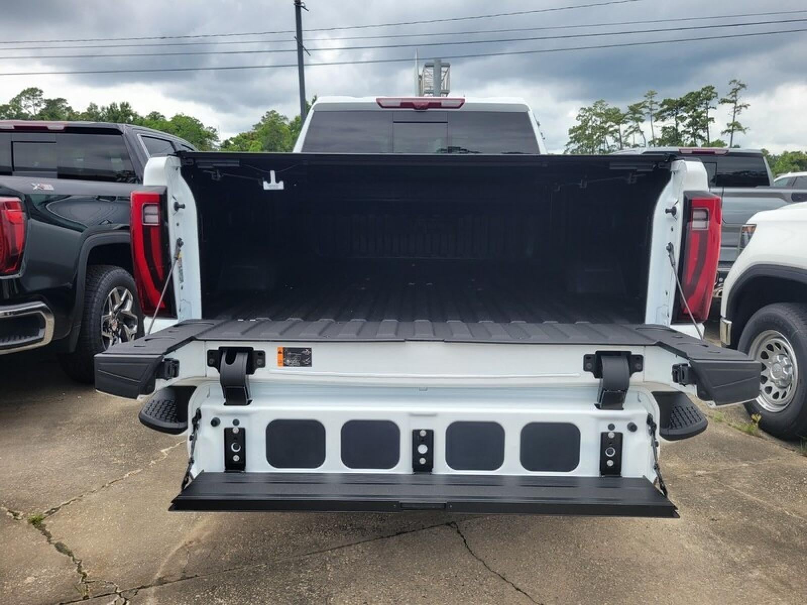 2026 GMC Sierra 2500 HD Crew Cab Standard Box 4-Wheel Drive Denali