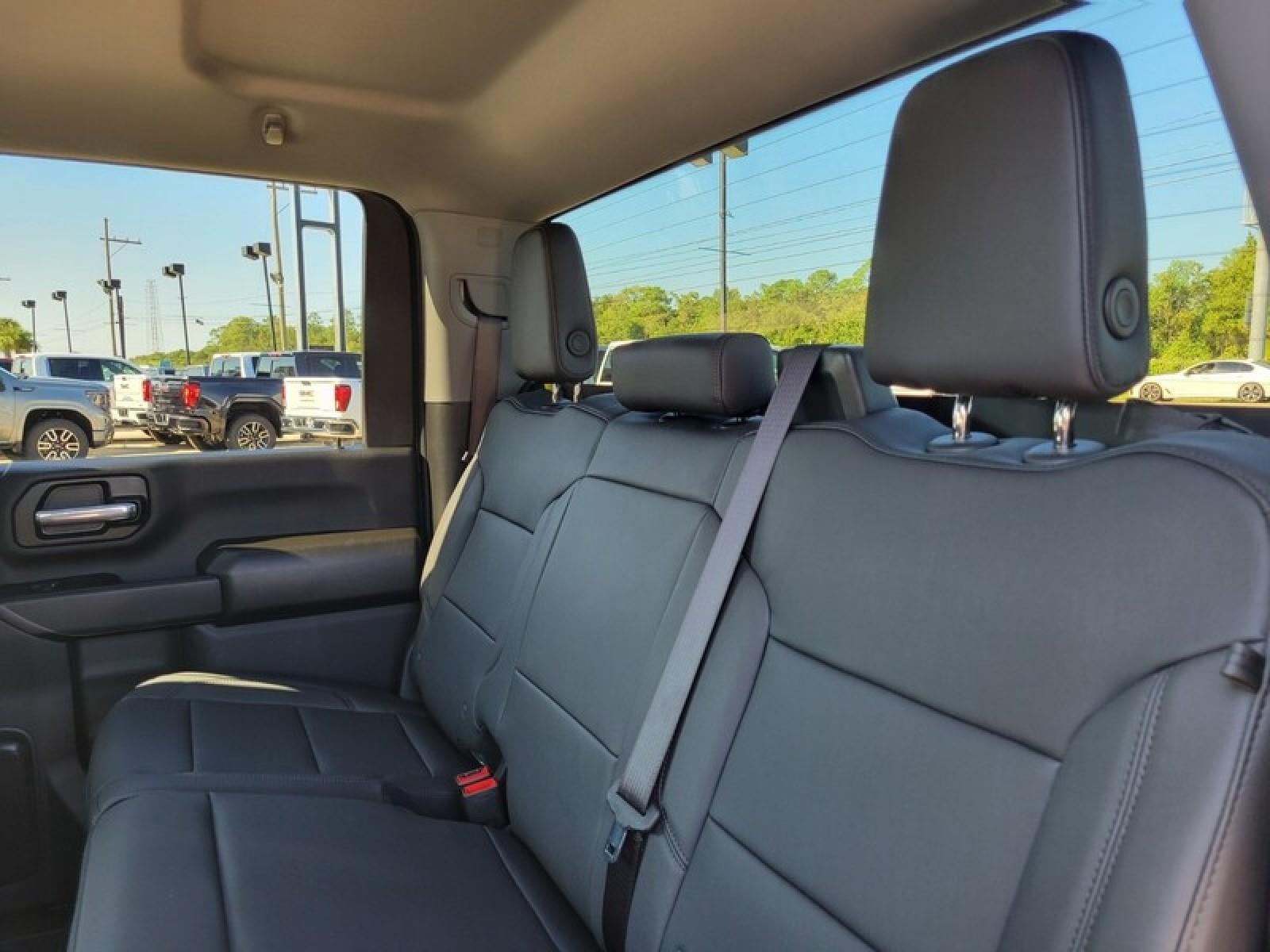 2026 GMC Sierra 3500 HD Crew Cab Standard Box 4-Wheel Drive Pro