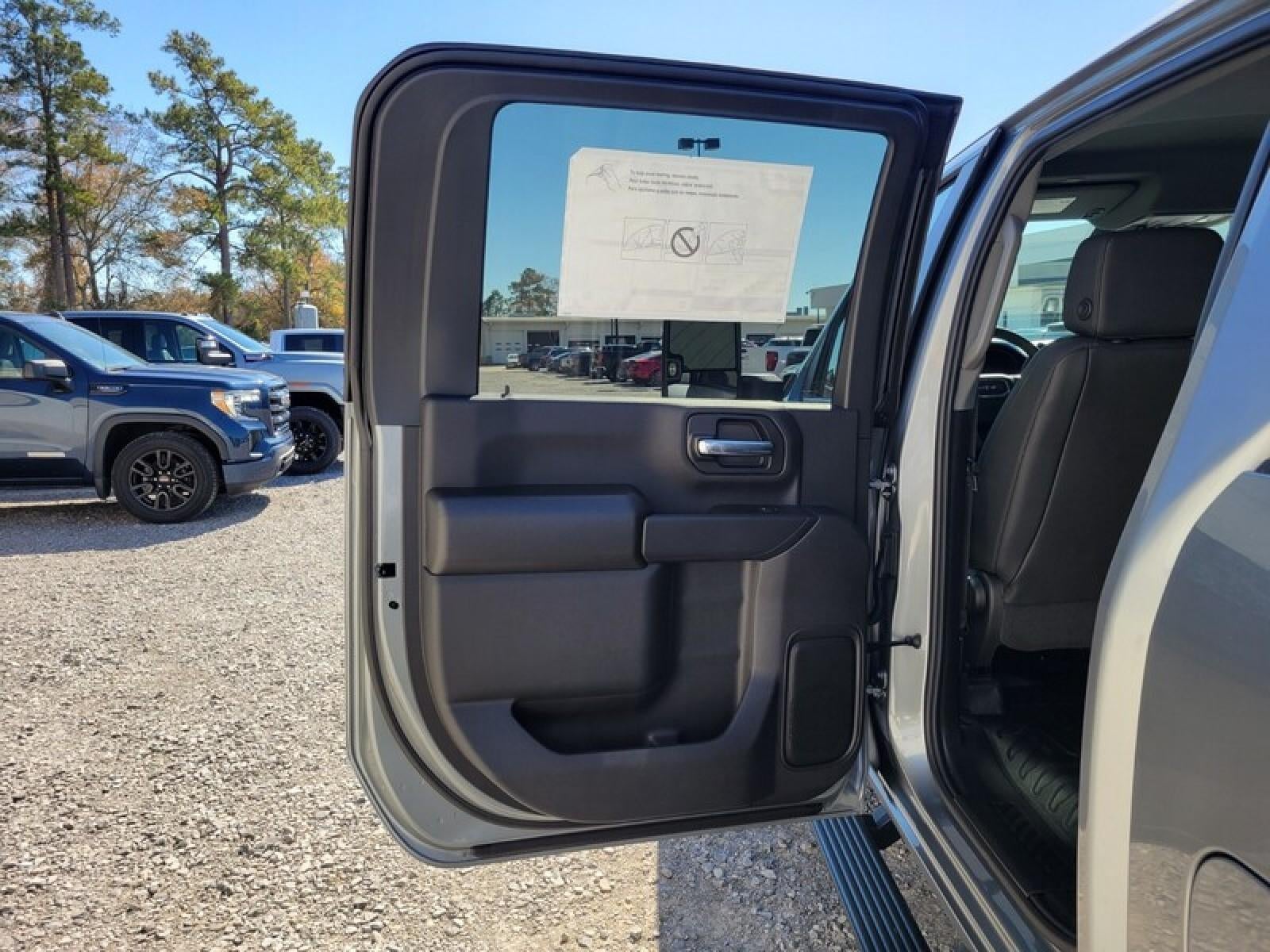 2026 GMC Sierra 3500 HD Crew Cab Long Box 4-Wheel Drive Pro