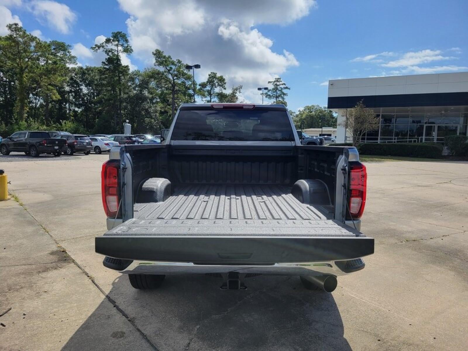 2026 GMC Sierra 3500 HD Crew Cab Standard Box 4-Wheel Drive Pro