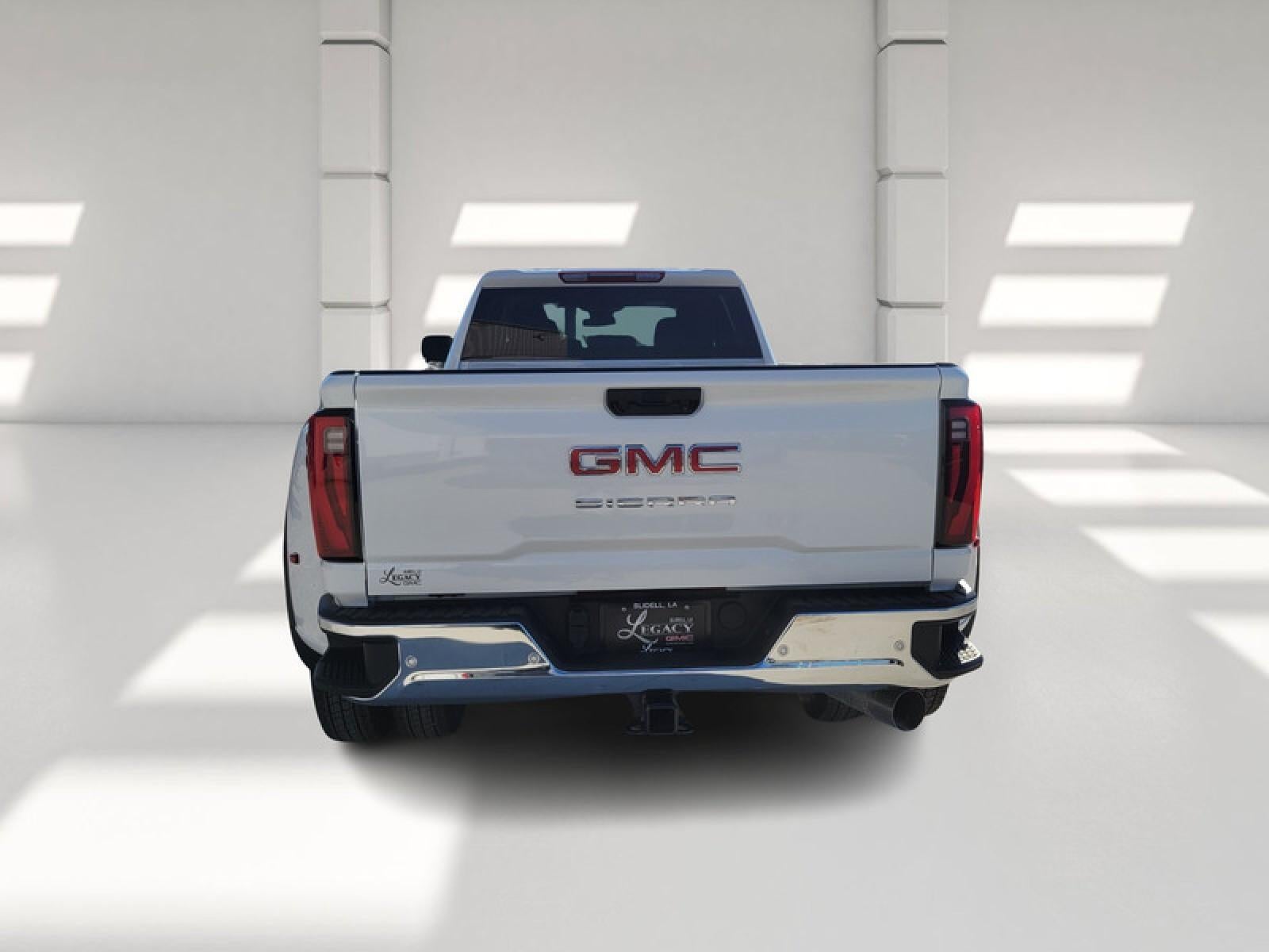2026 GMC Sierra 3500 HD Crew Cab Long Box 4-Wheel Drive Pro