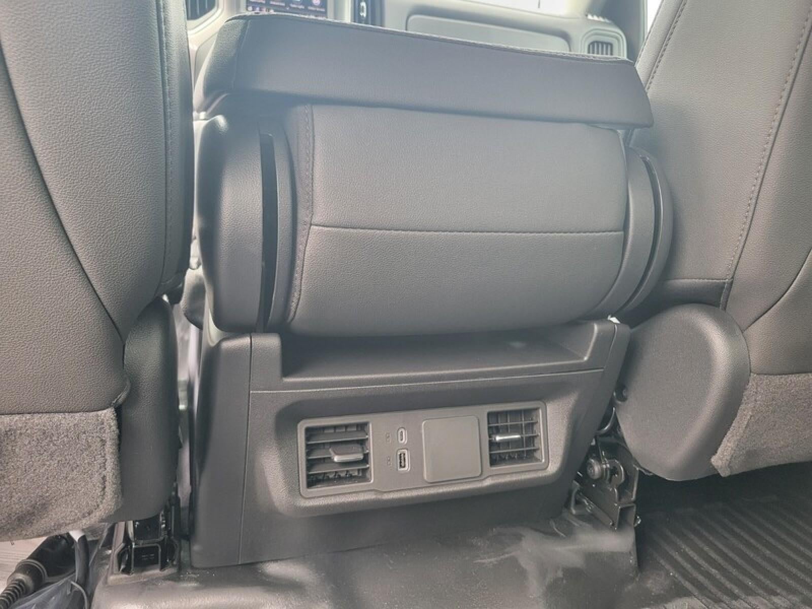2026 GMC Sierra 3500 HD Crew Cab Standard Box 4-Wheel Drive Pro