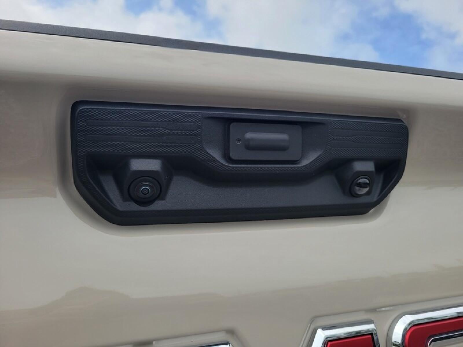 2026 GMC Sierra 3500 HD Crew Cab Standard Box 4-Wheel Drive Pro