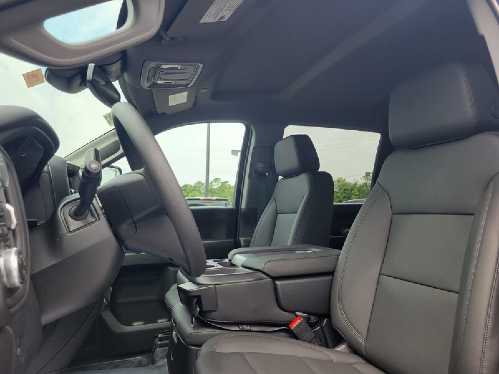 2026 GMC Sierra 3500 HD Crew Cab Standard Box 4-Wheel Drive Pro