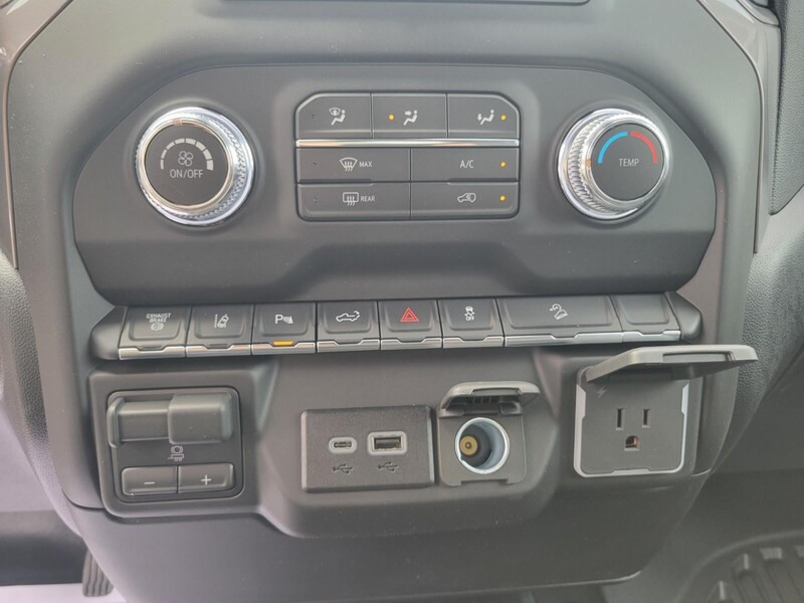 2026 GMC Sierra 3500 HD Crew Cab Standard Box 4-Wheel Drive Pro