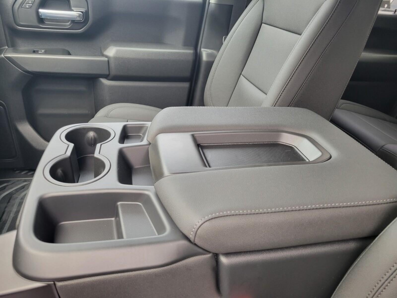 2026 GMC Sierra 3500 HD Crew Cab Standard Box 4-Wheel Drive Pro