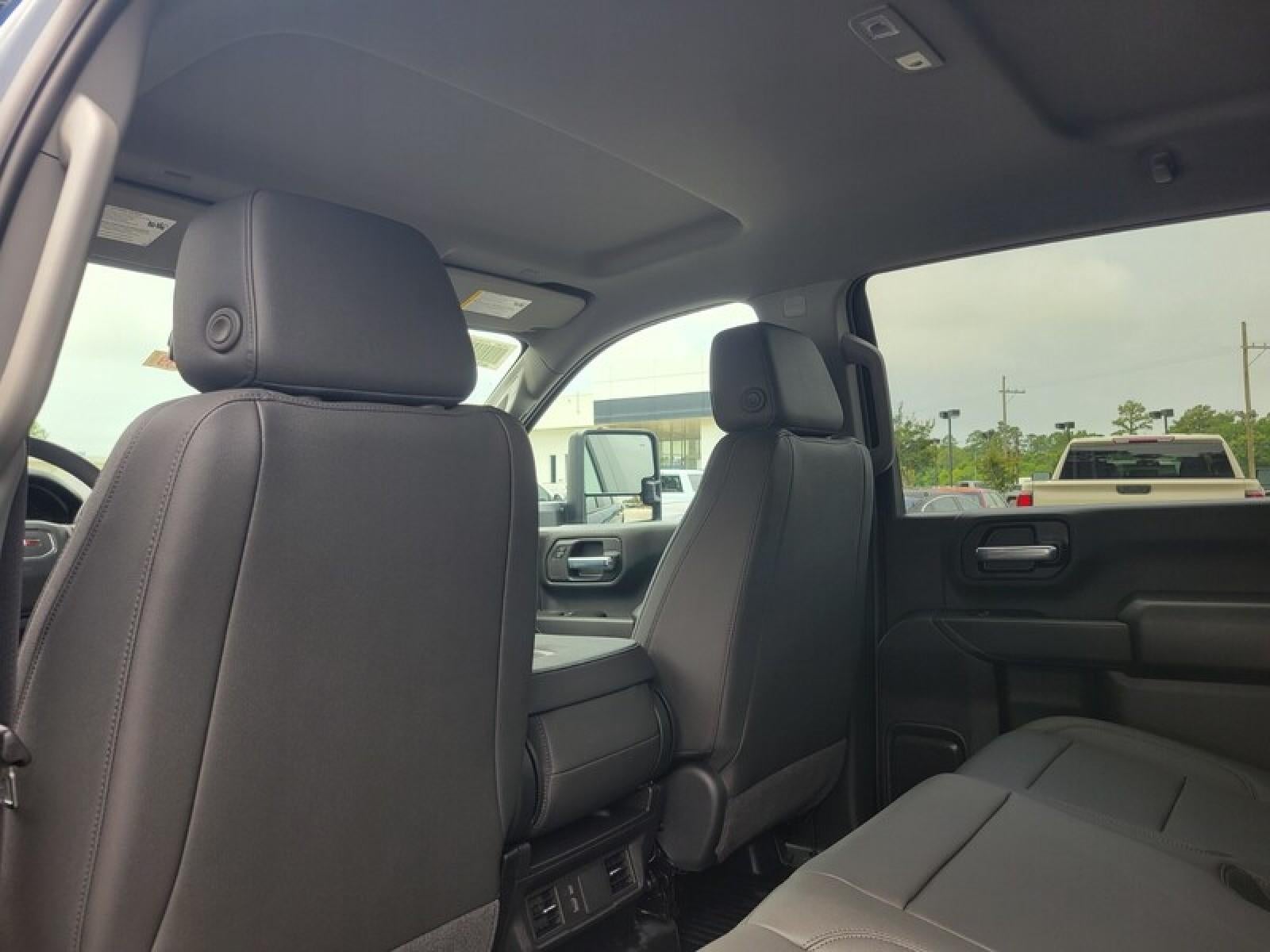 2026 GMC Sierra 3500 HD Crew Cab Standard Box 4-Wheel Drive Pro