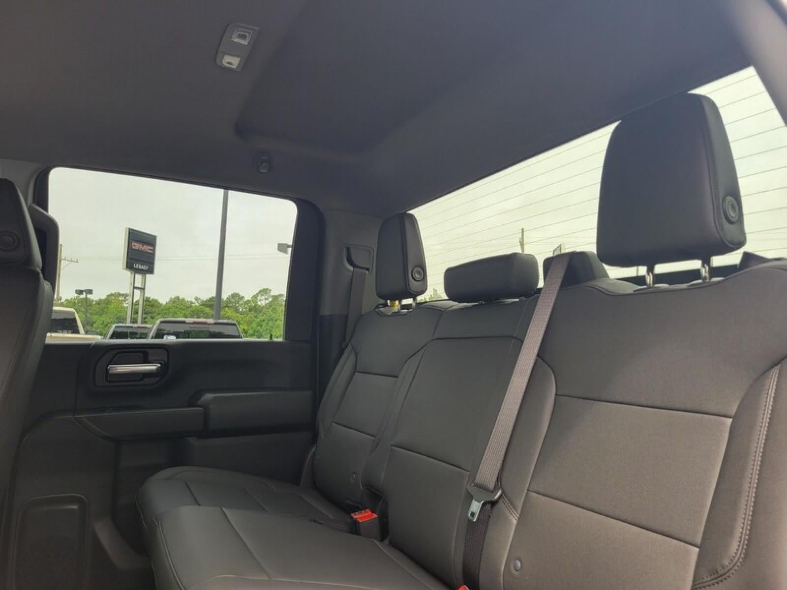 2026 GMC Sierra 3500 HD Crew Cab Standard Box 4-Wheel Drive Pro