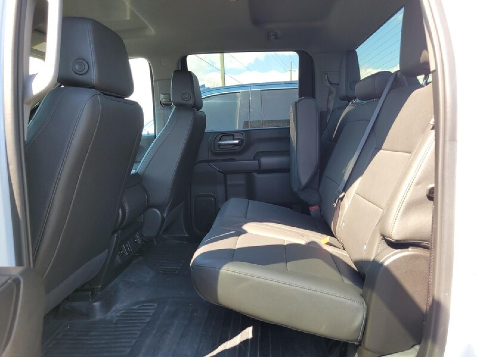 2025 GMC Sierra 3500 HD Pro DRW