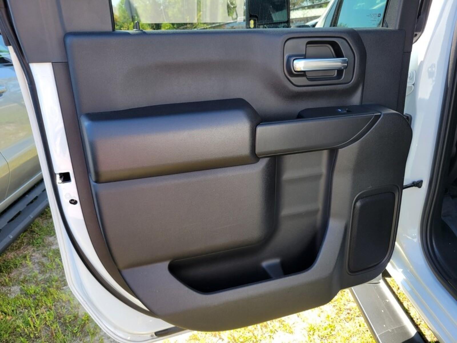 2025 GMC Sierra 3500 HD Pro DRW