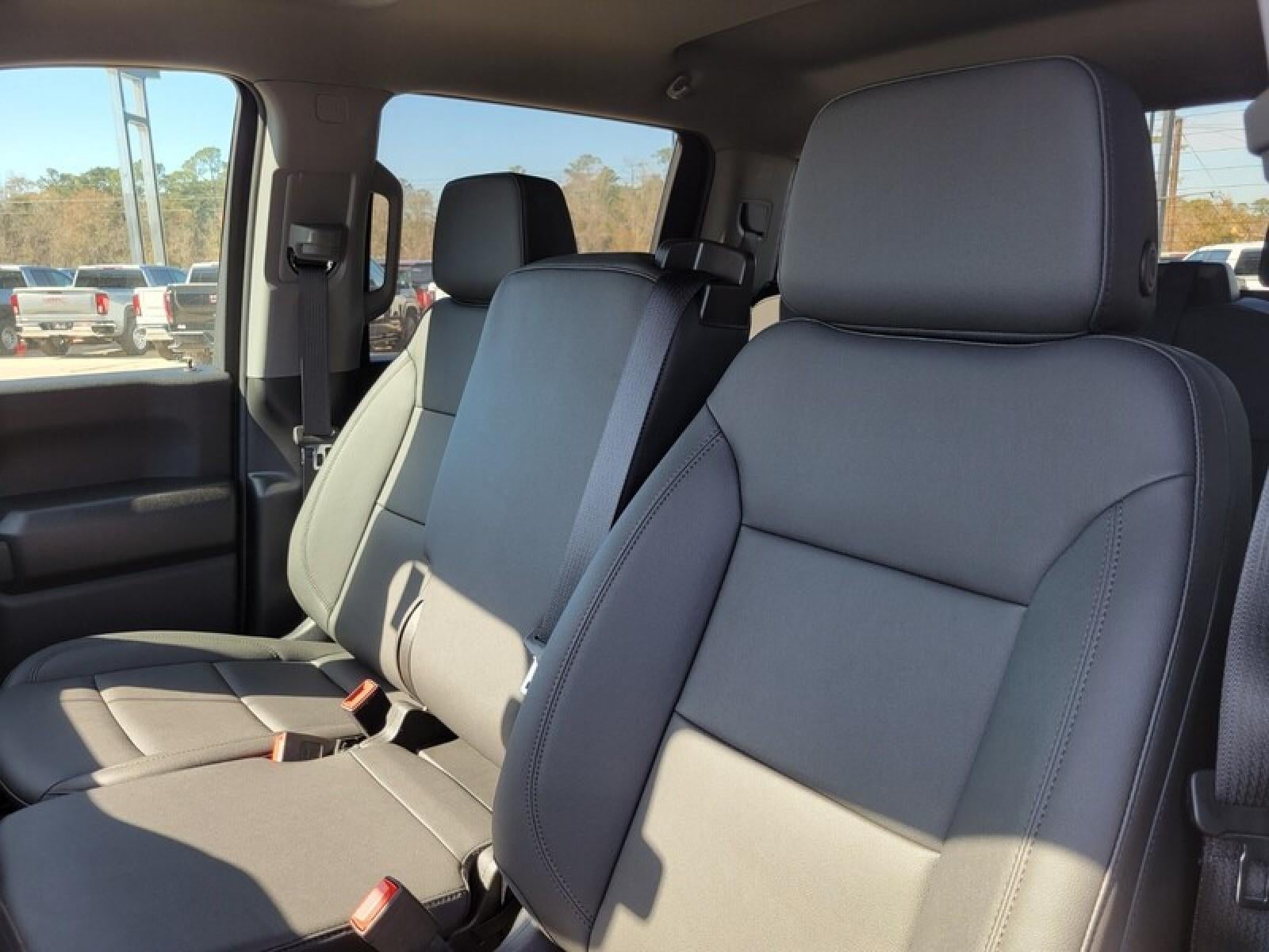 2026 GMC Sierra 3500 HD Crew Cab Long Box 4-Wheel Drive Pro