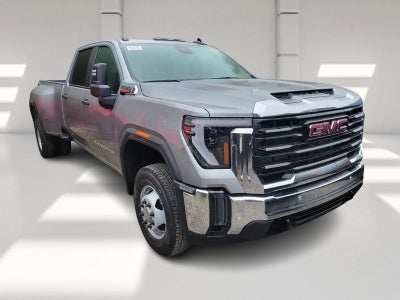 2026 GMC Sierra 3500 HD Crew Cab Long Box 4-Wheel Drive Pro