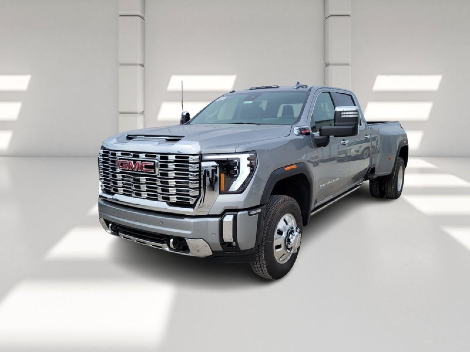 2026 GMC Sierra 3500 HD Crew Cab Long Box 4-Wheel Drive Denali
