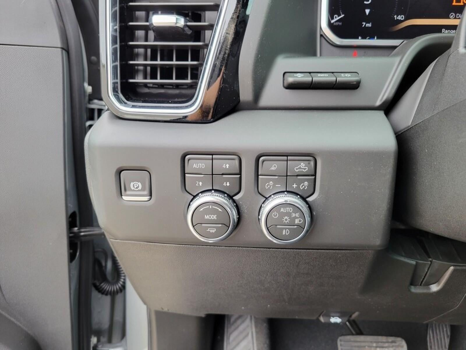 2026 GMC Sierra 3500 HD Crew Cab Long Box 4-Wheel Drive Denali