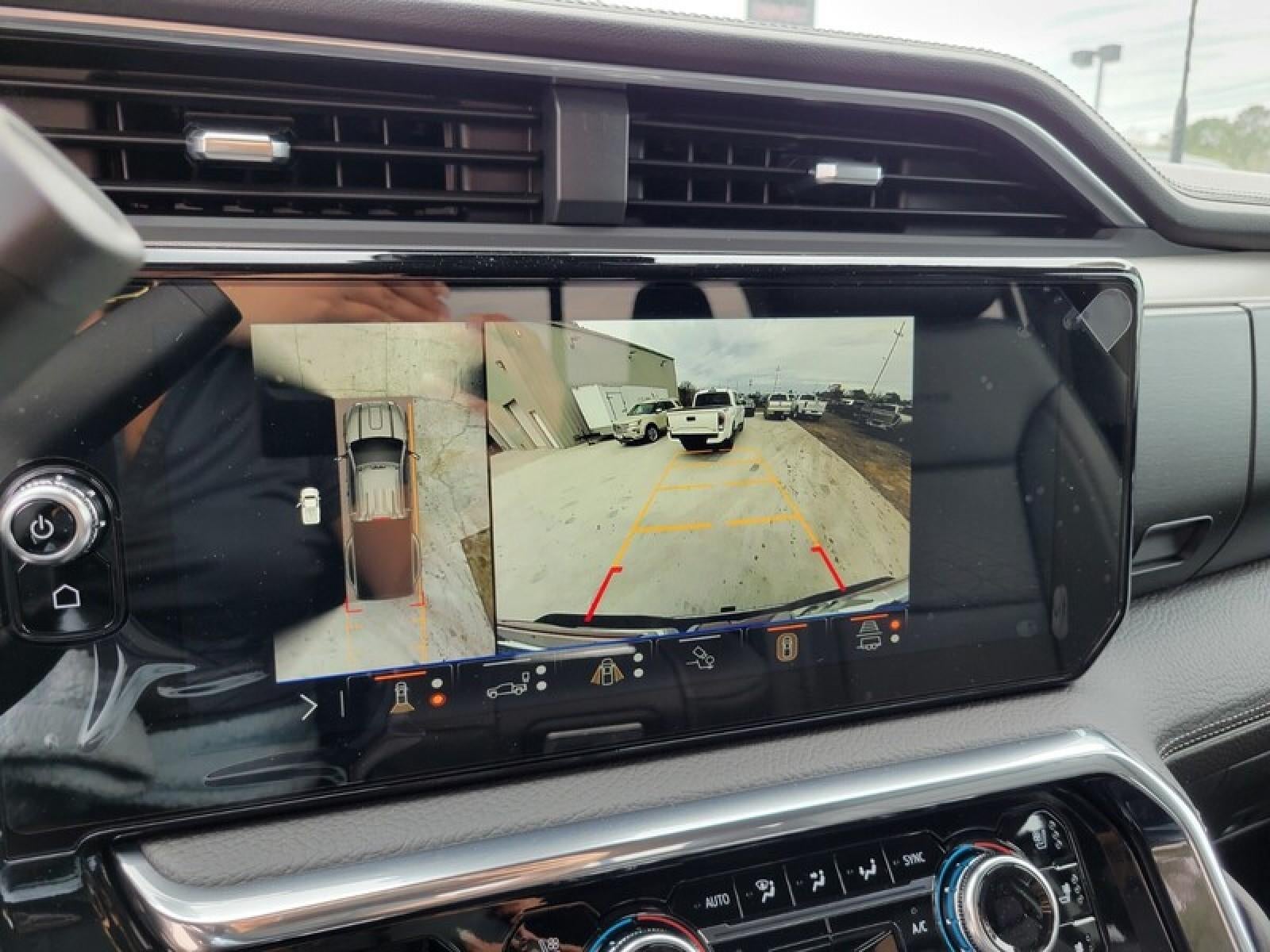 2026 GMC Sierra 3500 HD Crew Cab Long Box 4-Wheel Drive Denali