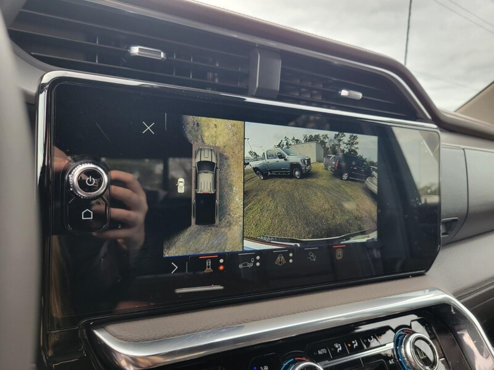 2026 GMC Sierra 3500 HD Crew Cab Long Box 4-Wheel Drive Denali