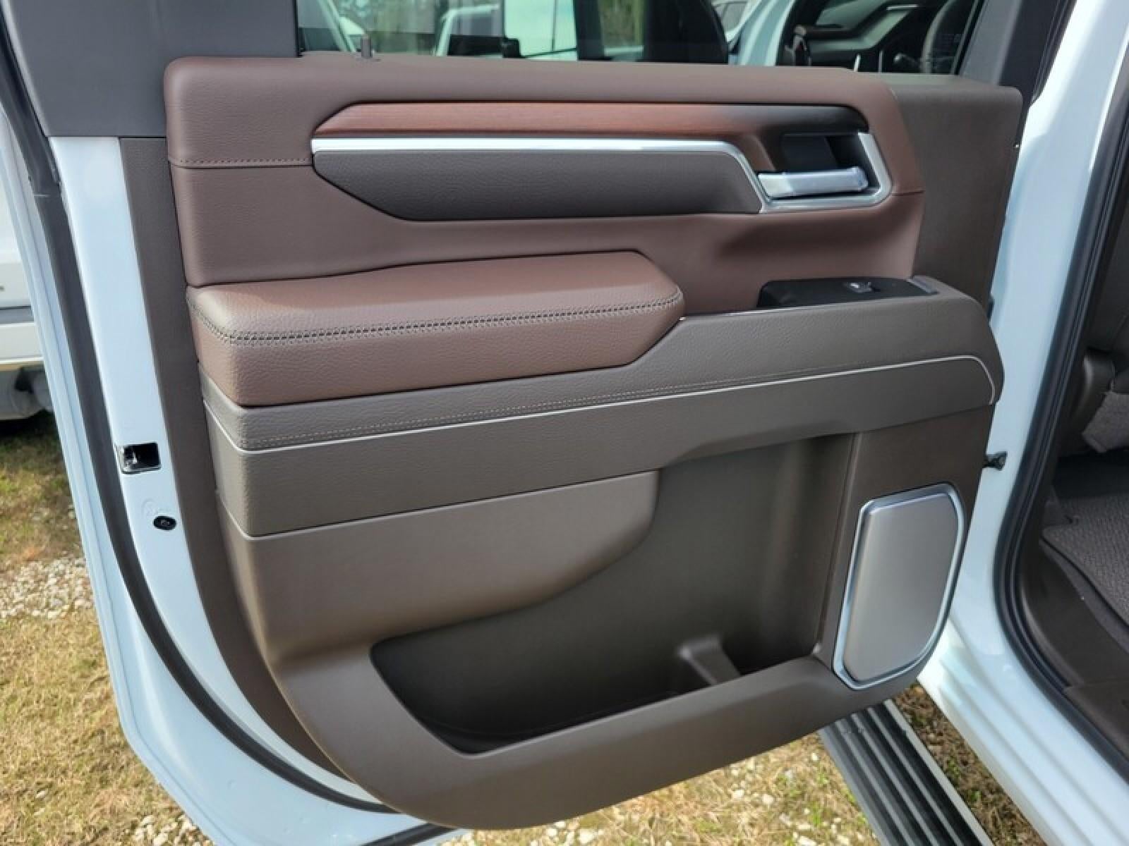 2026 GMC Sierra 3500 HD Crew Cab Long Box 4-Wheel Drive Denali