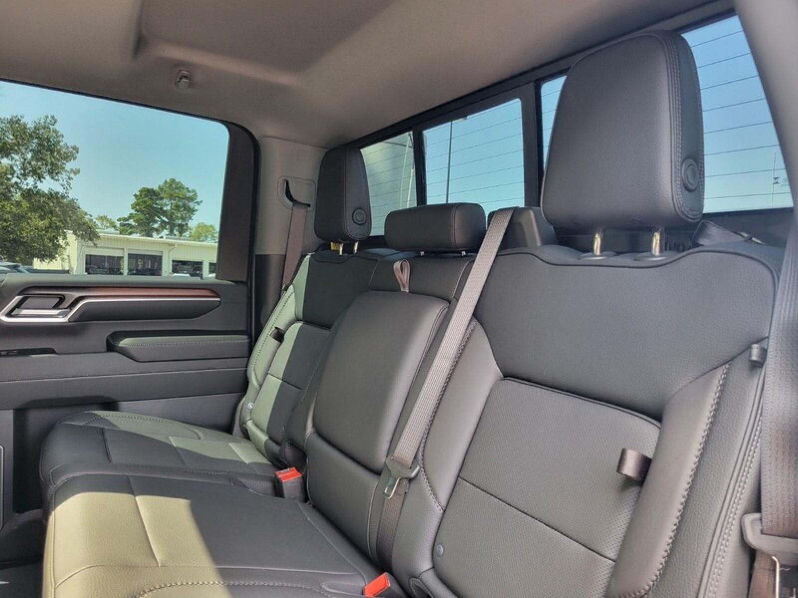 2026 GMC Sierra 3500 HD Denali DRW